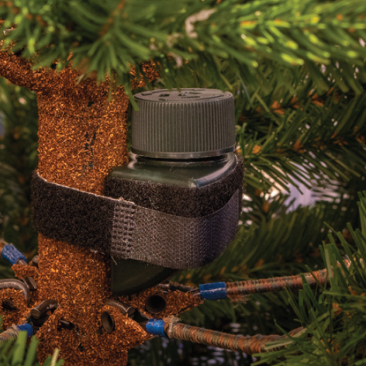 Noma Pine Christmas Tree Scent and Holder