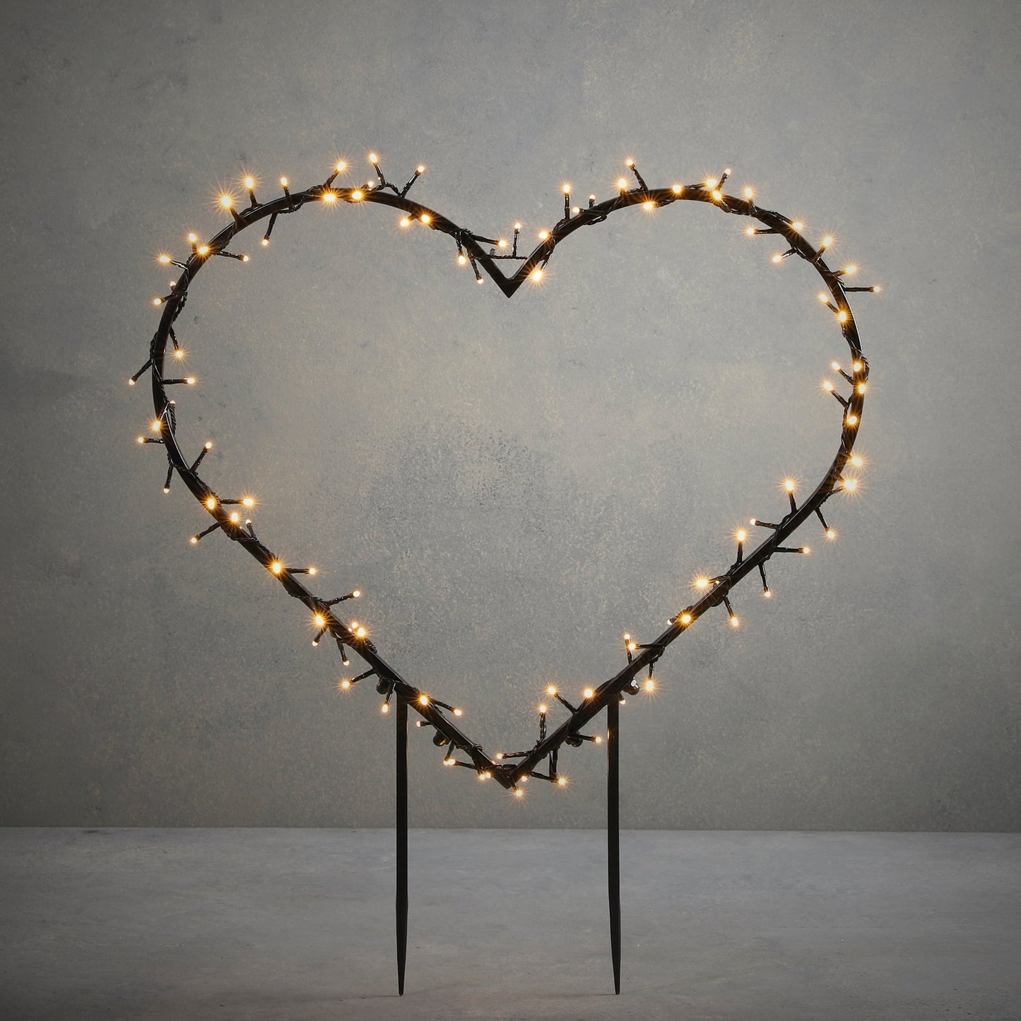 Christmas Heart Wall or Stake Light with Warm White LEDs