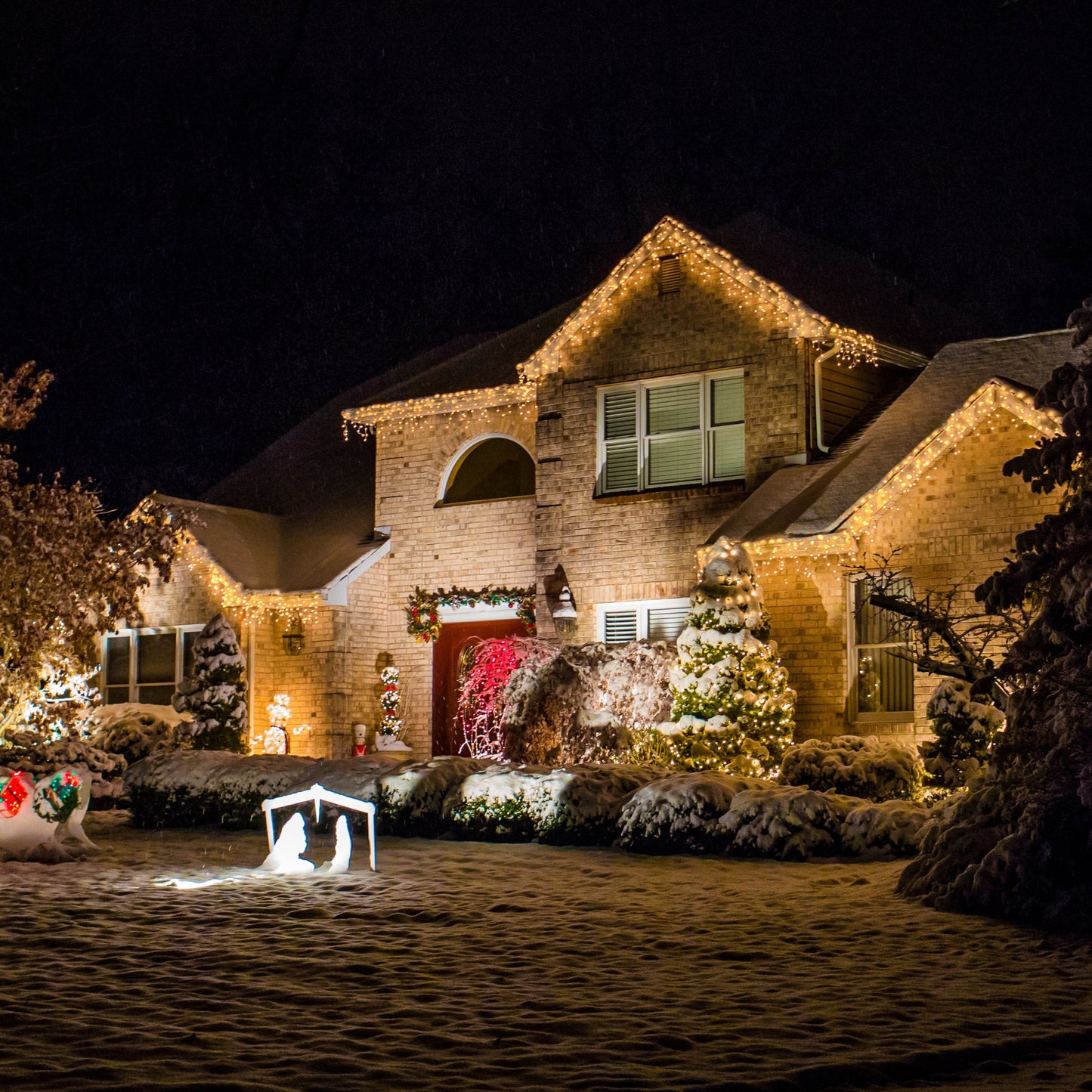 Festive 240 Warm White LED Firefly Icicle Lights