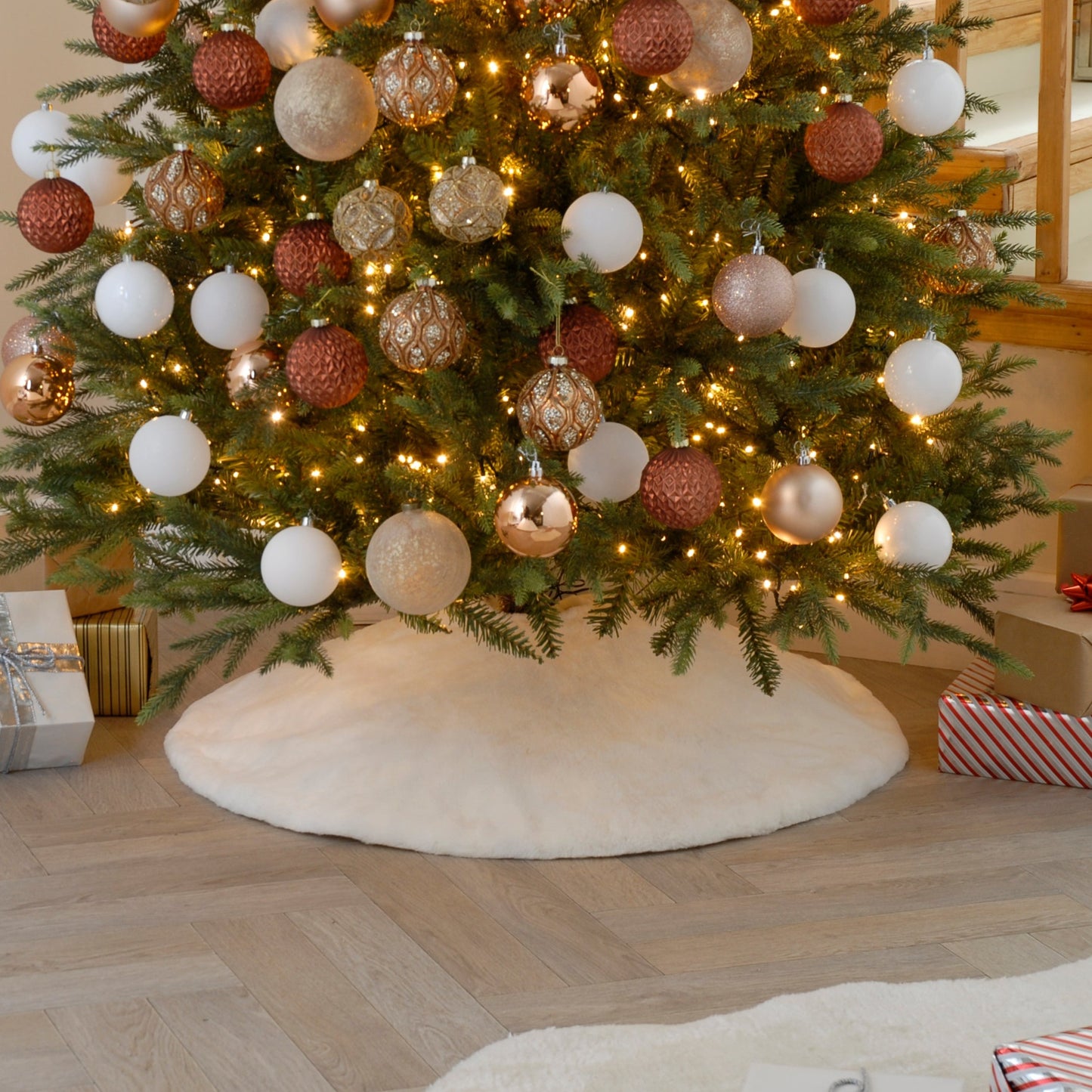 White Faux Fur Christmas Tree Skirt 90cm